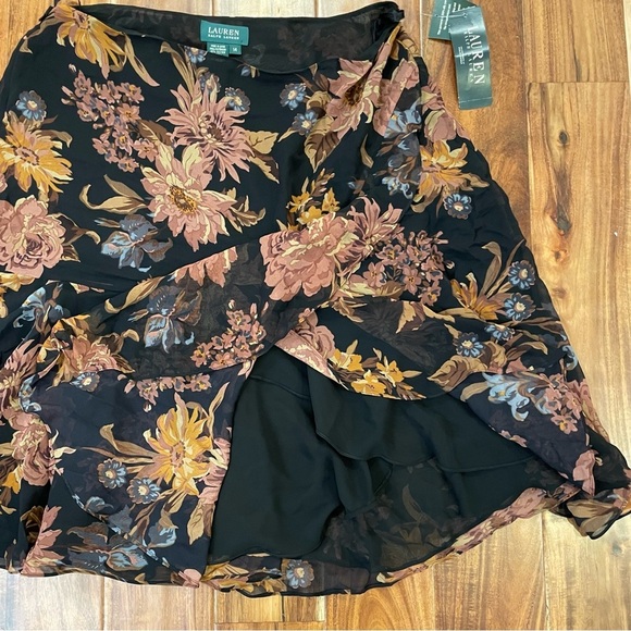 NWT Vintage Lauren Ralph Lauren 100% Silk Floral Print Midi Skirt Womens 14 Y2K. - Picture 7 of 10